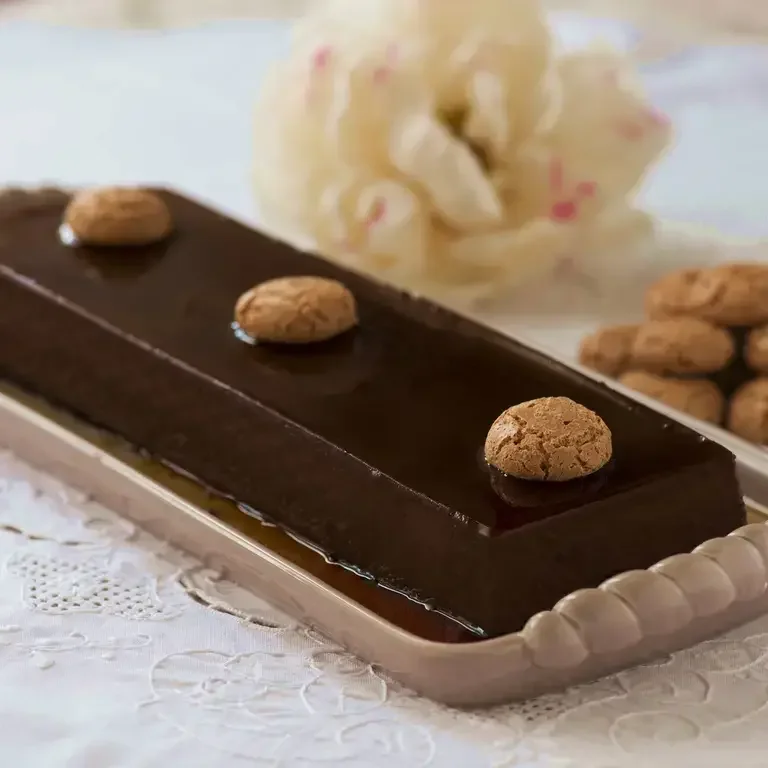 a rectangular chocolate pudding