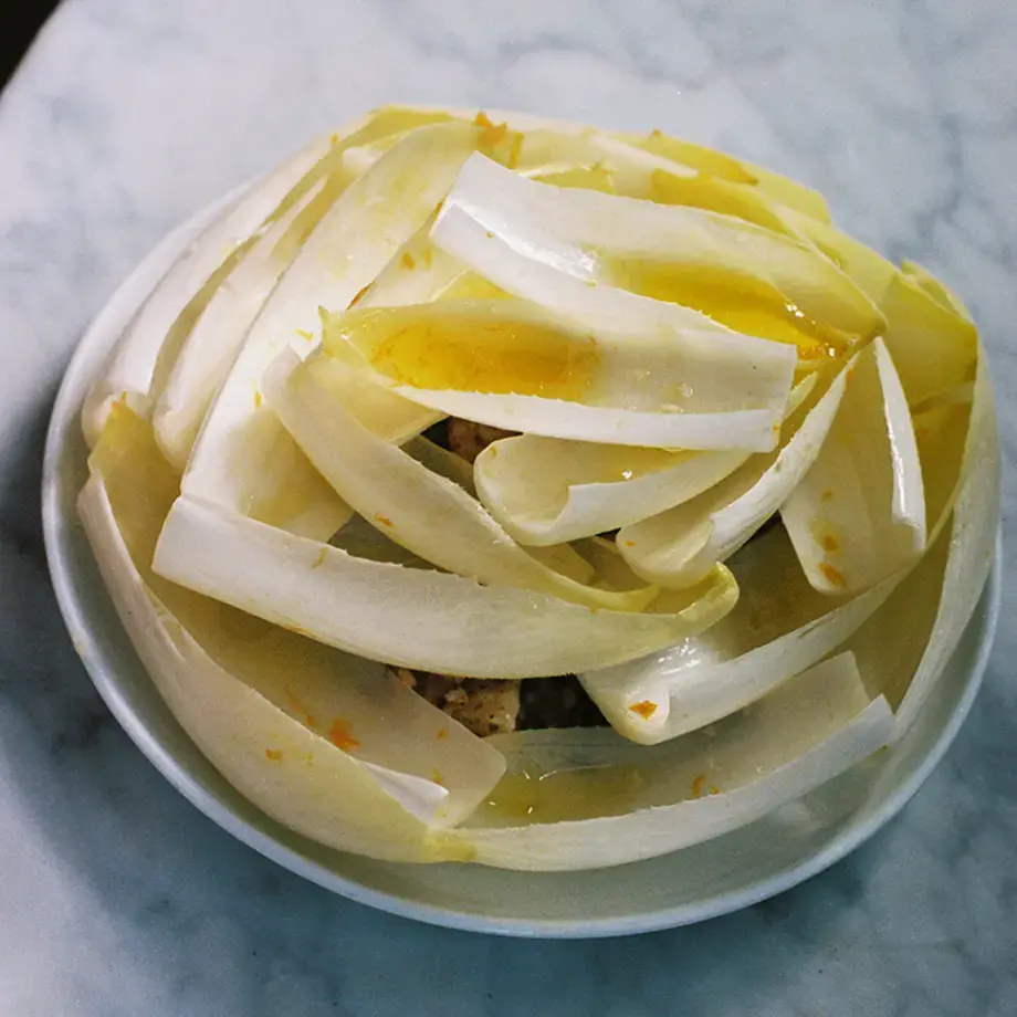 Endive salad with walnuts and ubriaco rosso.