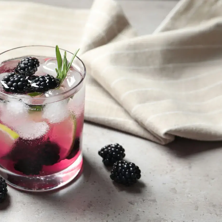 blackberry lemonade -  Fine Dining Lovers