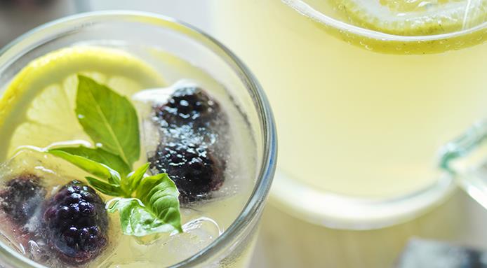 l_14622_lemonade-blackberries-basil.jpg