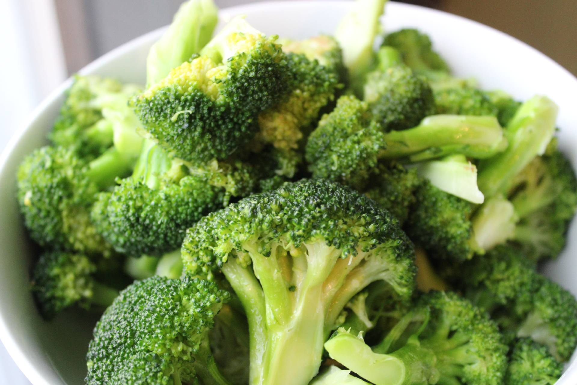 bowl of broccoli - unsplash