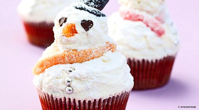 l_7586_snowman-cupcake.jpg