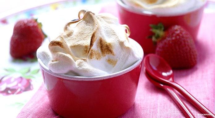 l_8339_strawberry-meringue.jpg