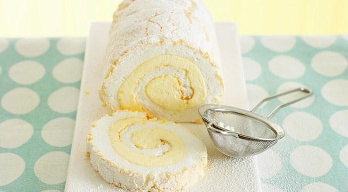 original_Lemon-Meringue-Roulade.jpg