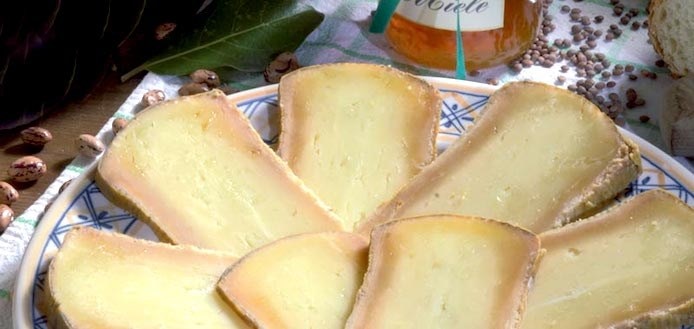 original_Pecorino-di-Farindola.jpg